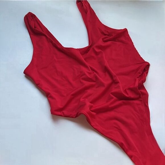 437 Red The Harlow One Piece Swimsuit Size Large - Picture 4 of 9
